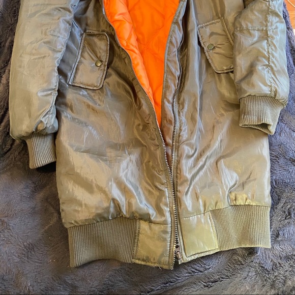 Jacket - Picture 2 of 4